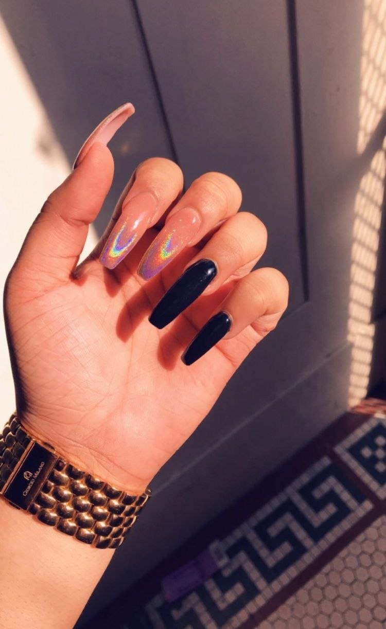 Ногти Кайли Дженнер 2020 острые