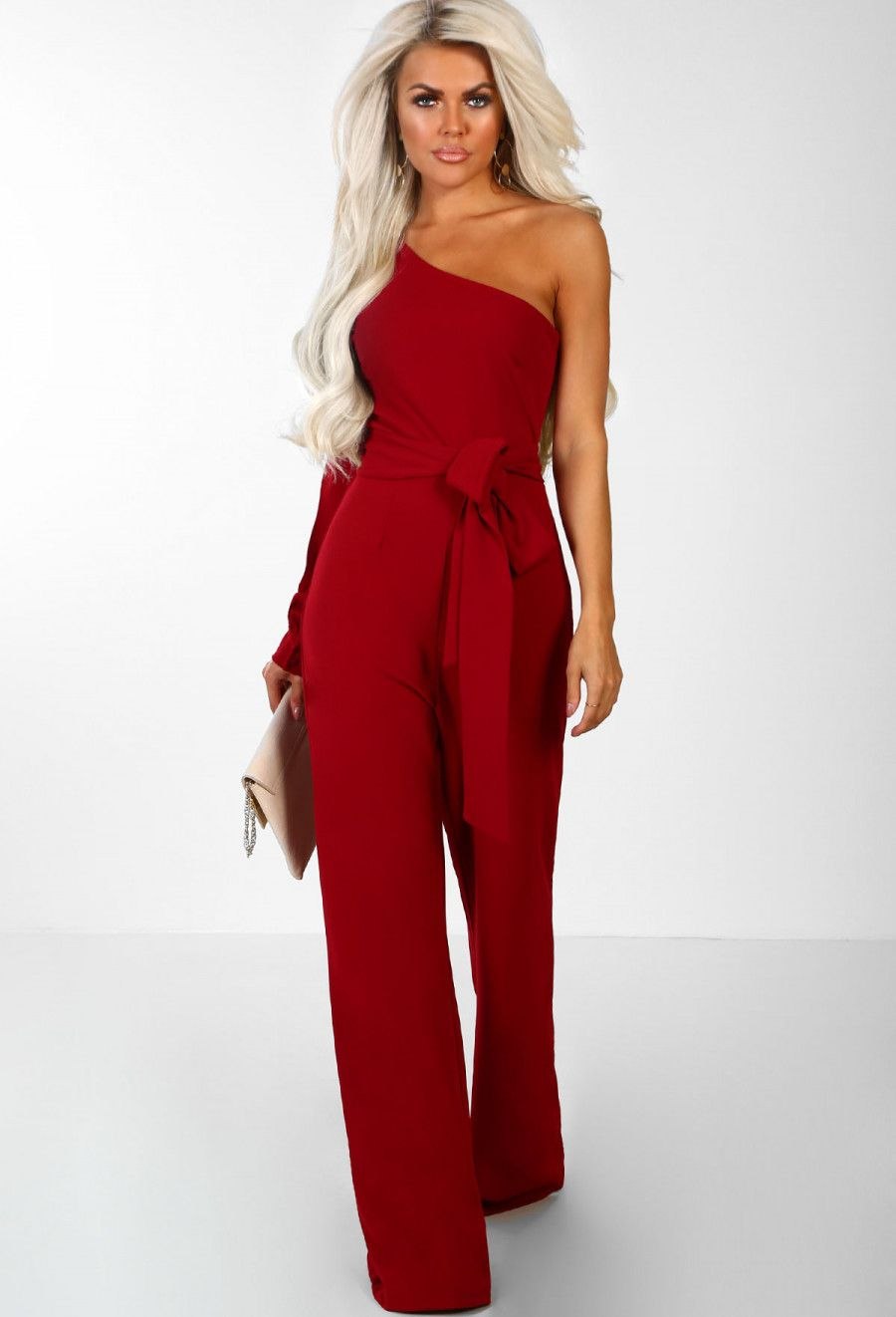 Комбинезон с открытой спиной