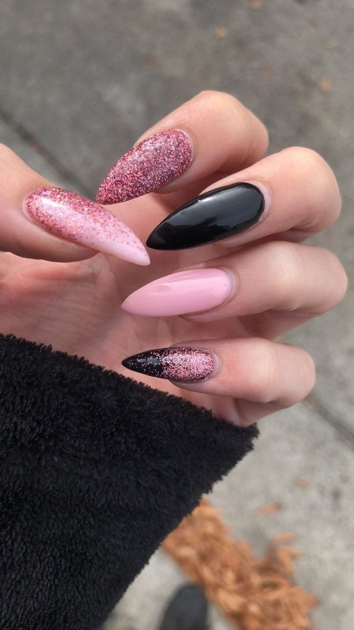 Черно розовый маникюр на длинные ногти