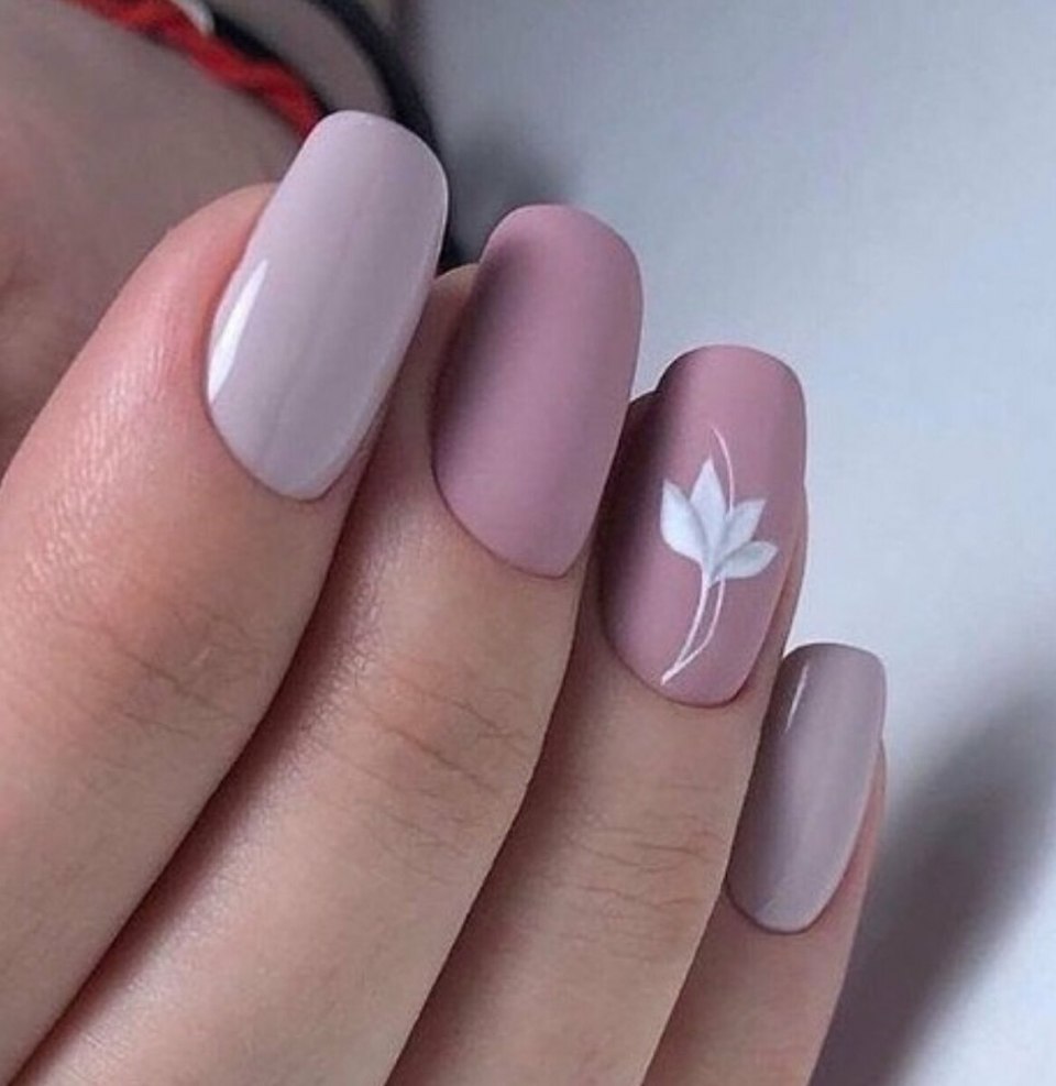 Маникюр с топом перепелиные яйца