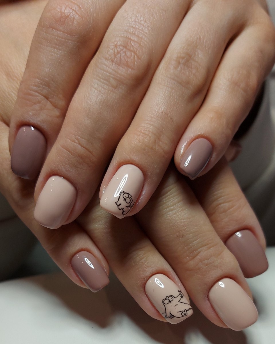 Маникюрв постельных тонах