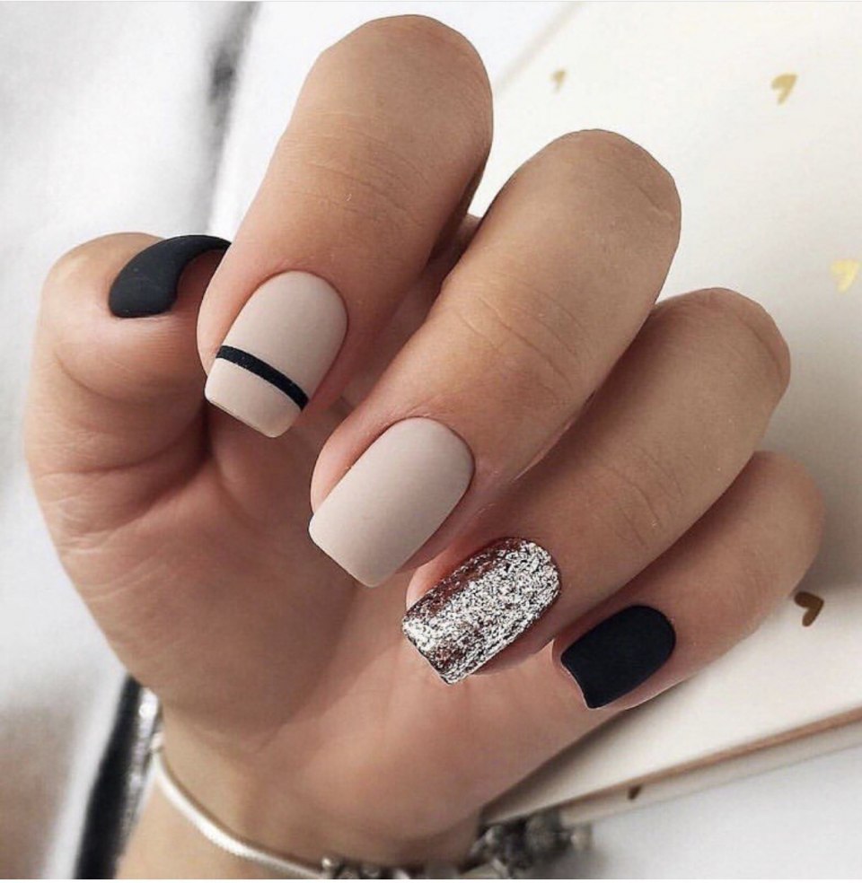 Ногти квадрат