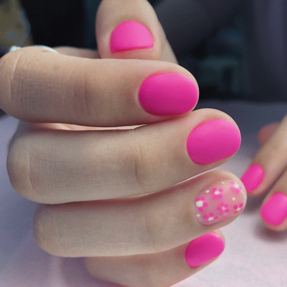 Маникюр в стиле Ампир