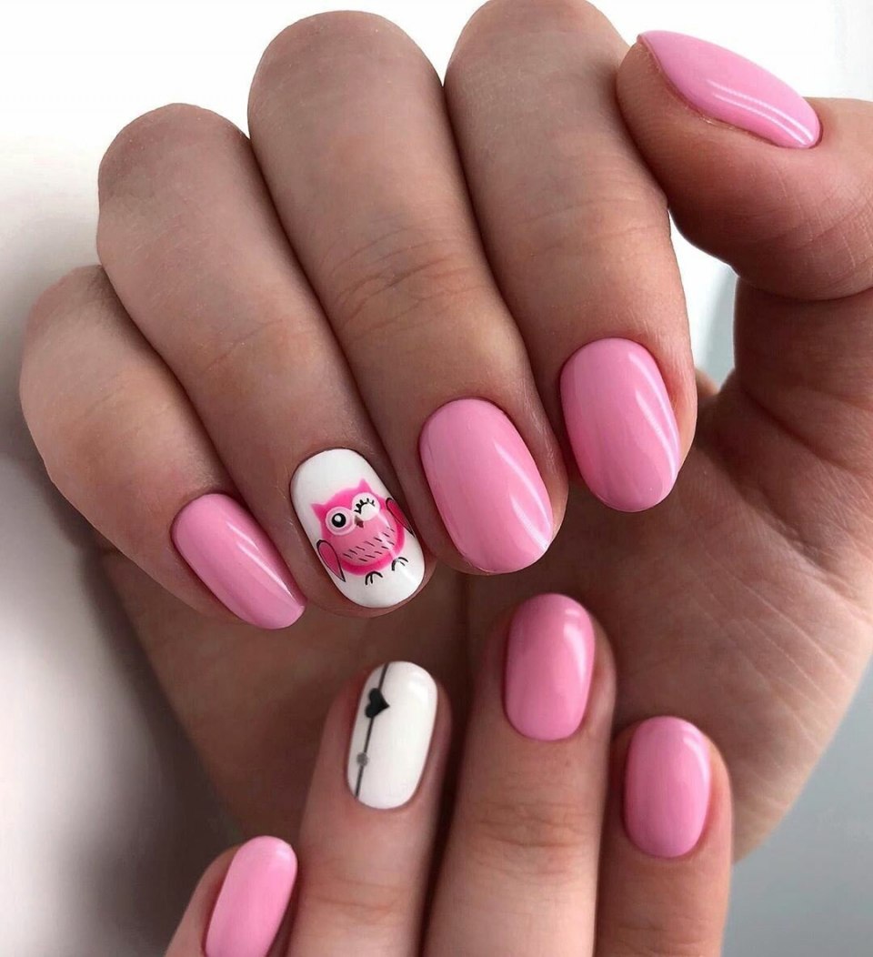 Маникюр на короткие ногти нежные овал