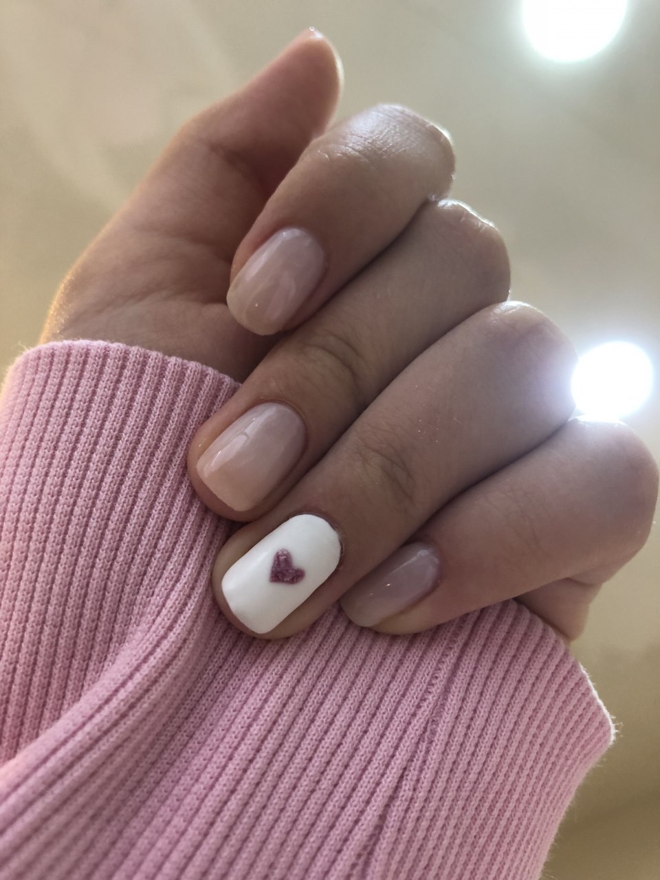 Маникюр с сердечками