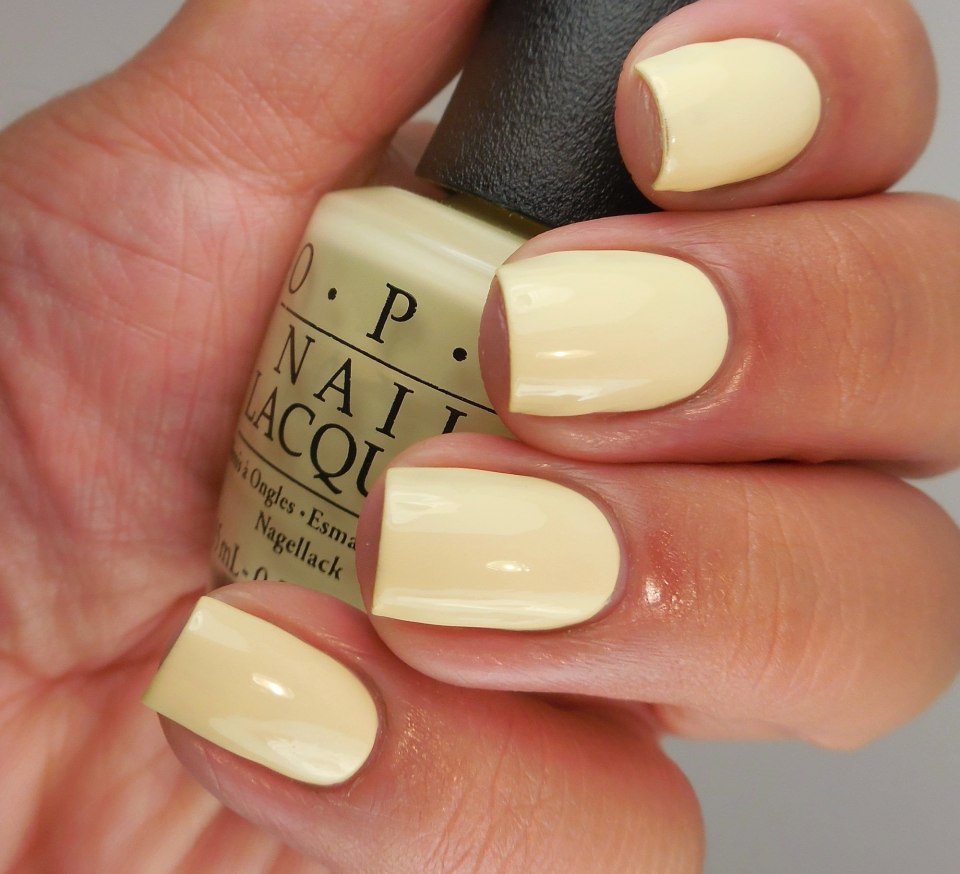 Essie молочный цвет