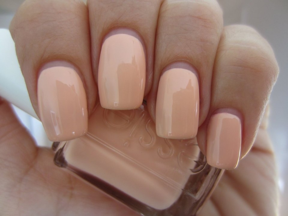 Rose tan цвет маникюр
