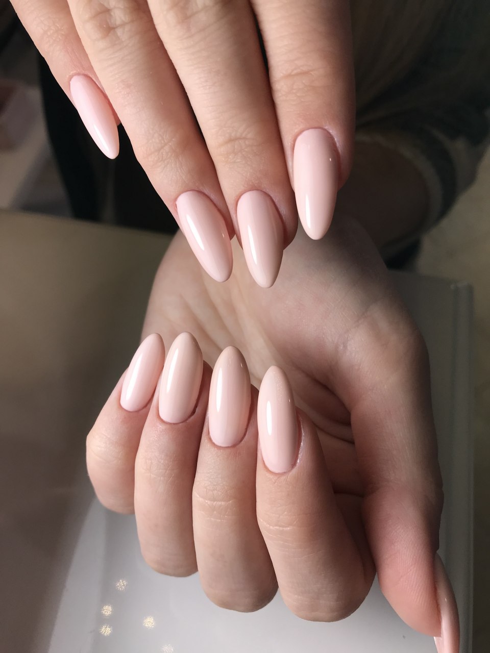 Маникюр на короткие ногти яркие цвета