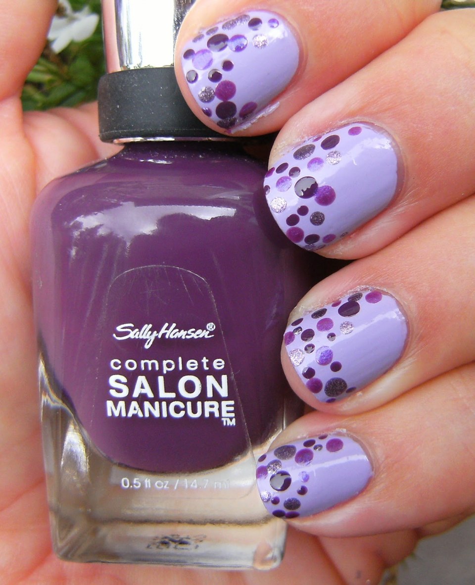 Лиловый маникюр