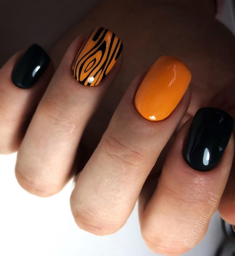 Чёрный матовый френч 2021