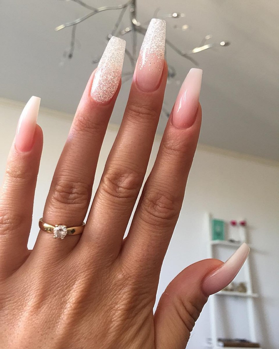 Manicure 2021 Миндальная