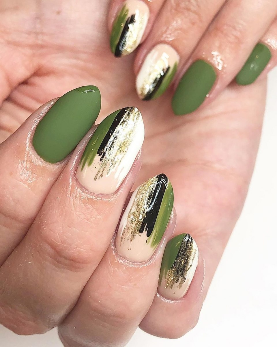 Болотные ногти