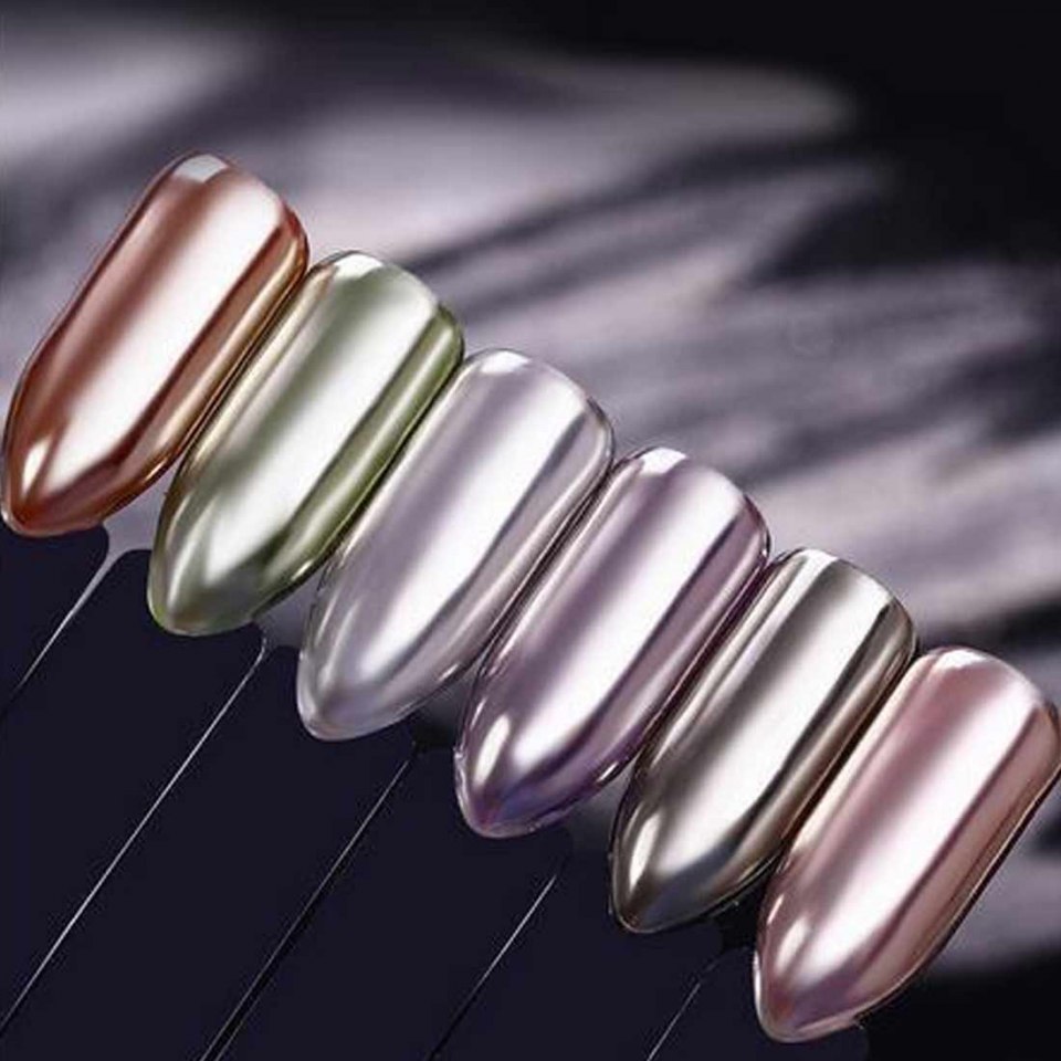 Бордовый маникюр втирка