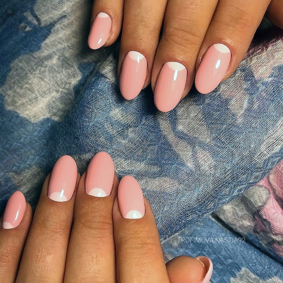Однотонный маникюр