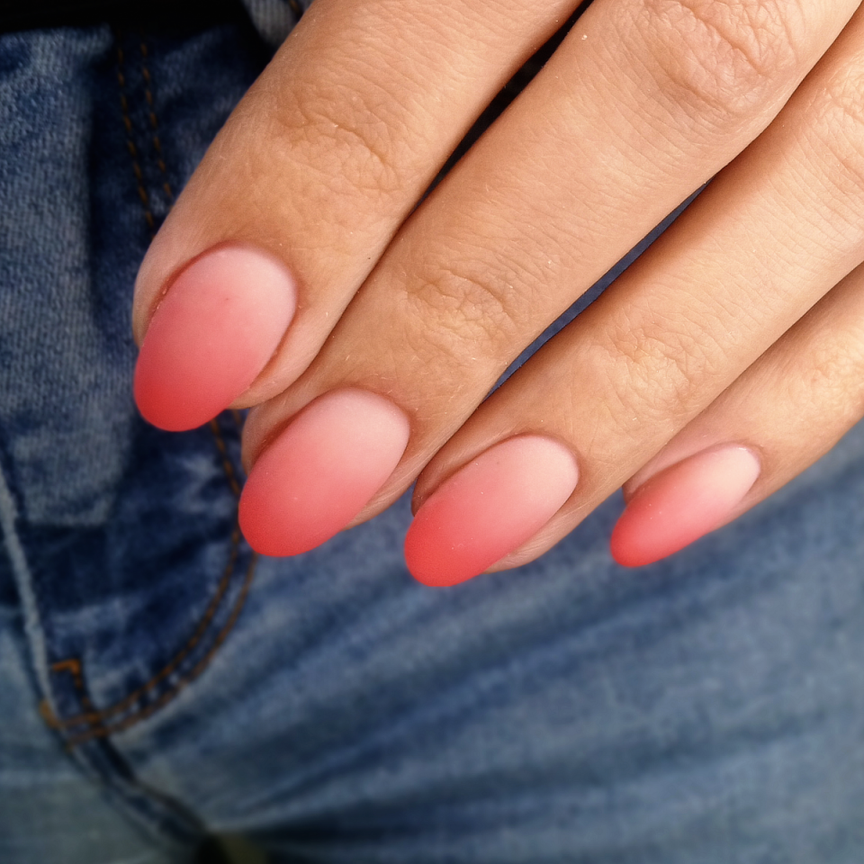 Нежные ногти мягкий квадрат