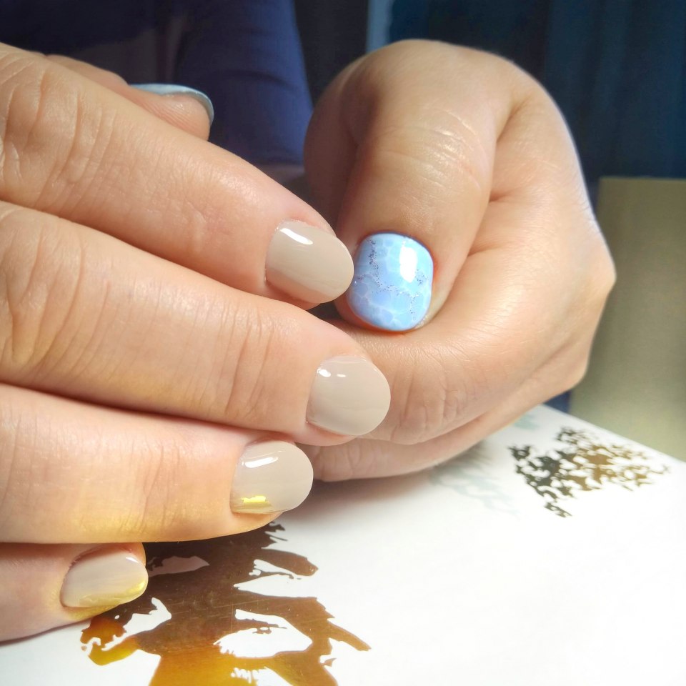 Маникюр с символом Италии