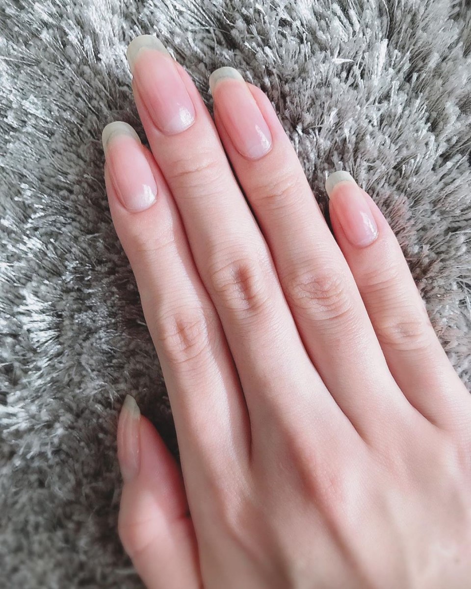 Ногти квадратные длинные прозрачные