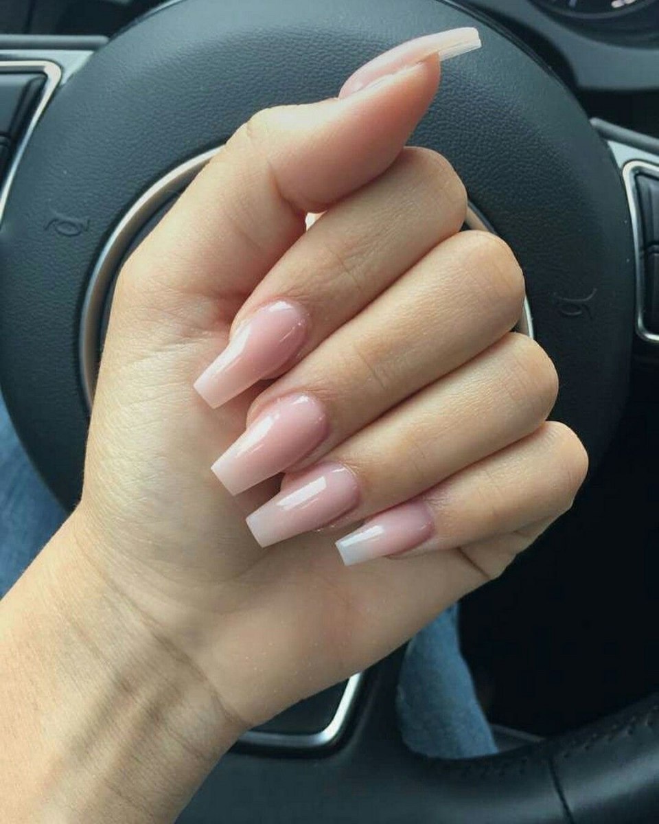 Камуфляж маникюр бежевый