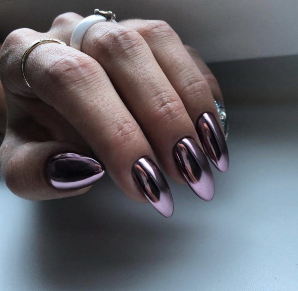 Модный маникюр со втиркой