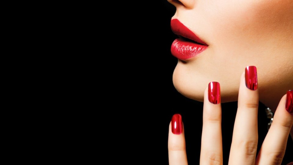 Маникюр для женщины