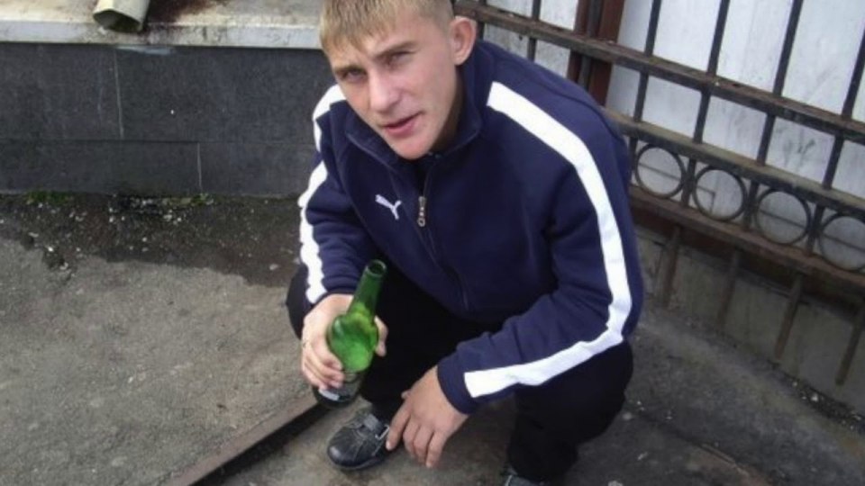 Молодой гопник