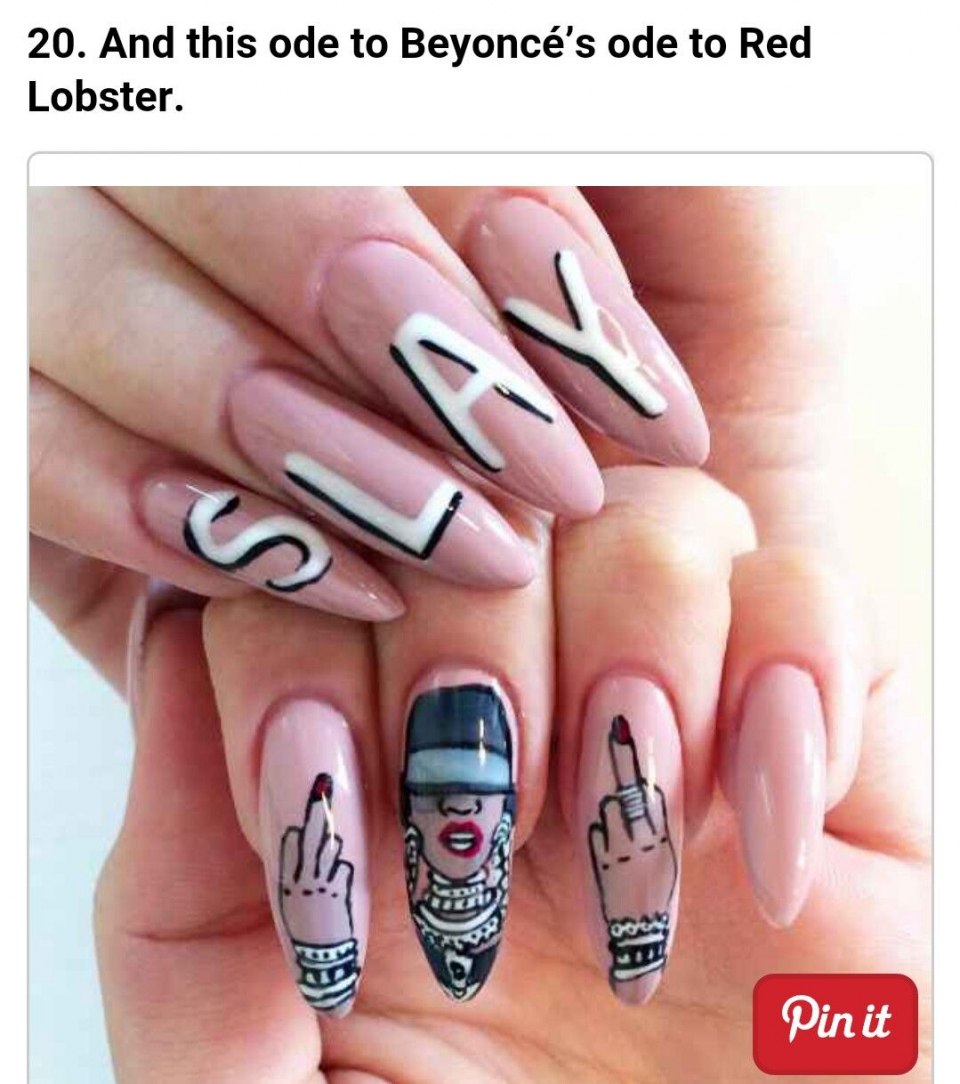 Рисунок на ногтях фак