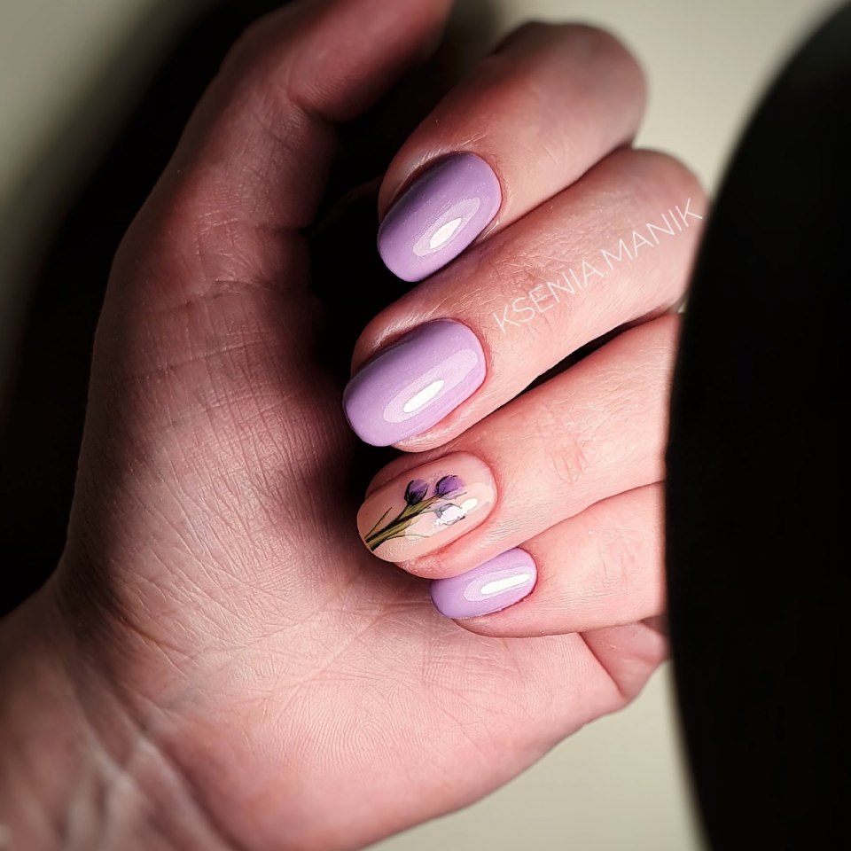 Лавандовый маникюр