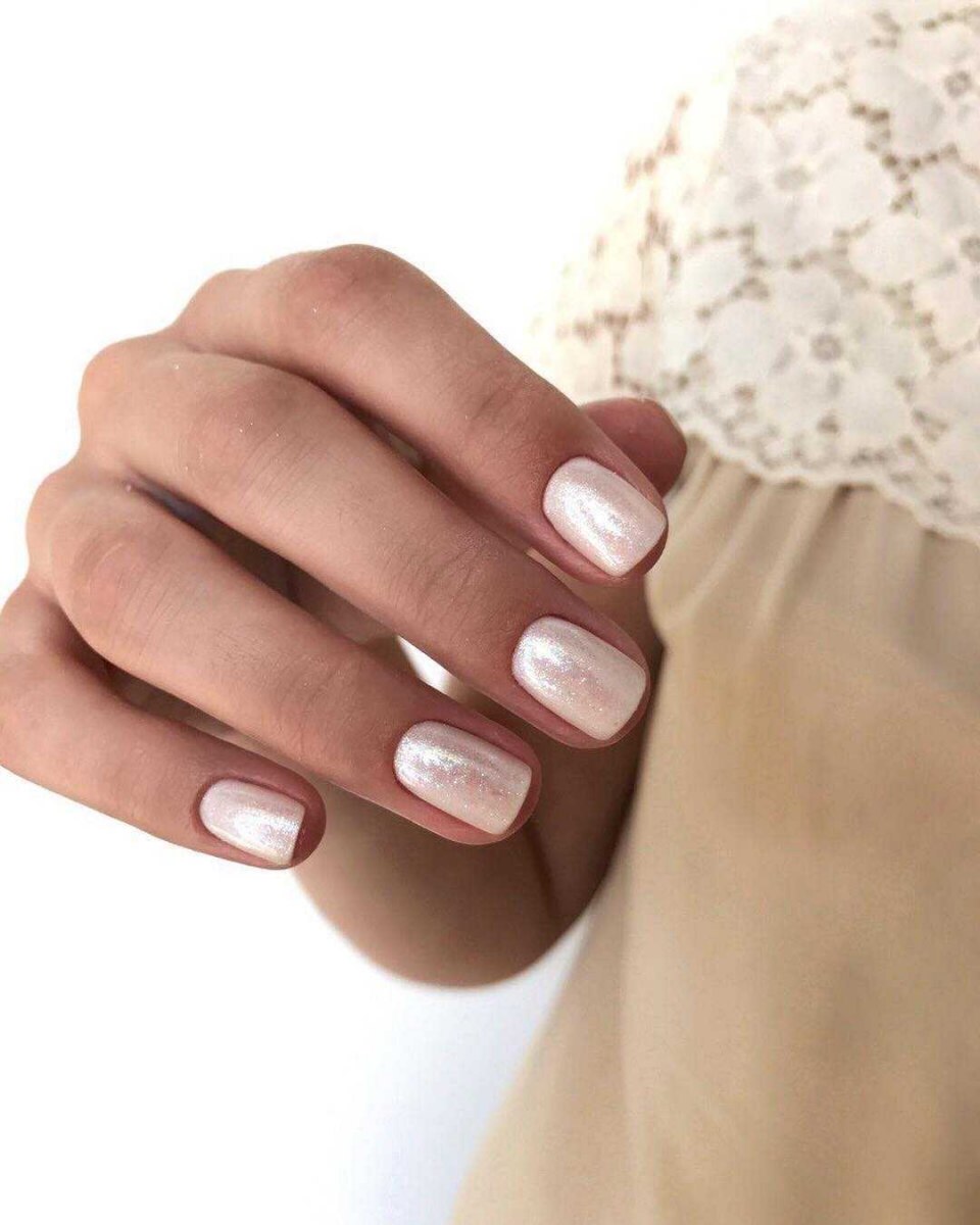 Здоровые и красивые волосы ногти