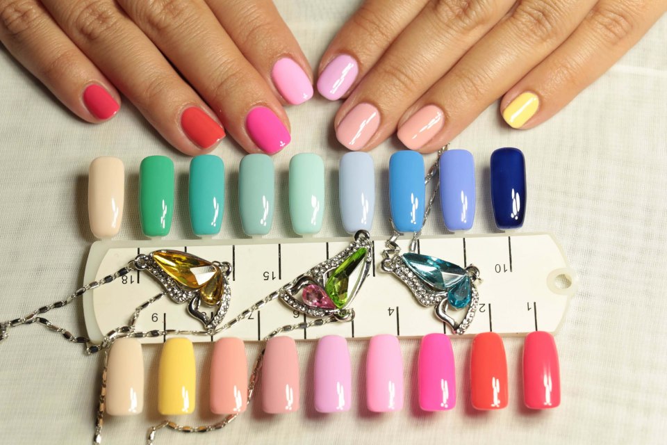 Летние оттенки гель лаков