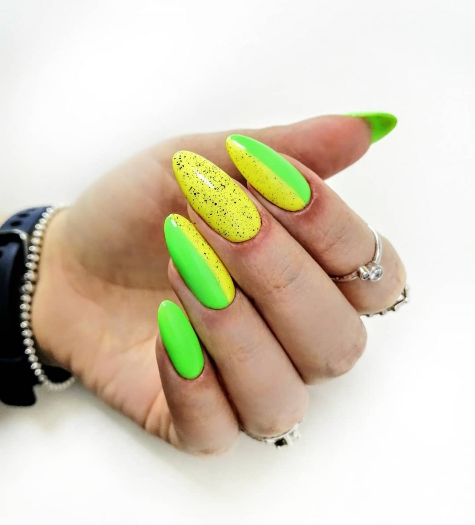 Черно салатовый маникюр