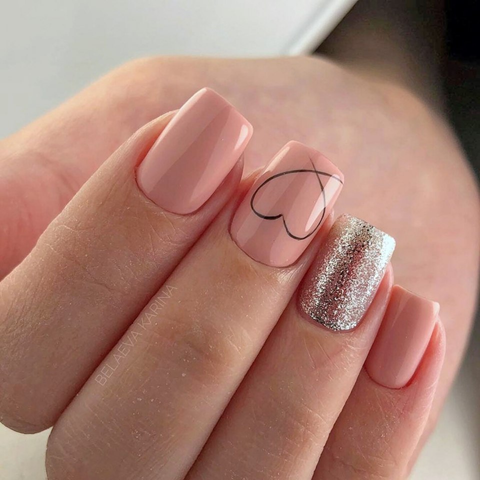 Нюдовый маникюр 2020 мягкий квадрат