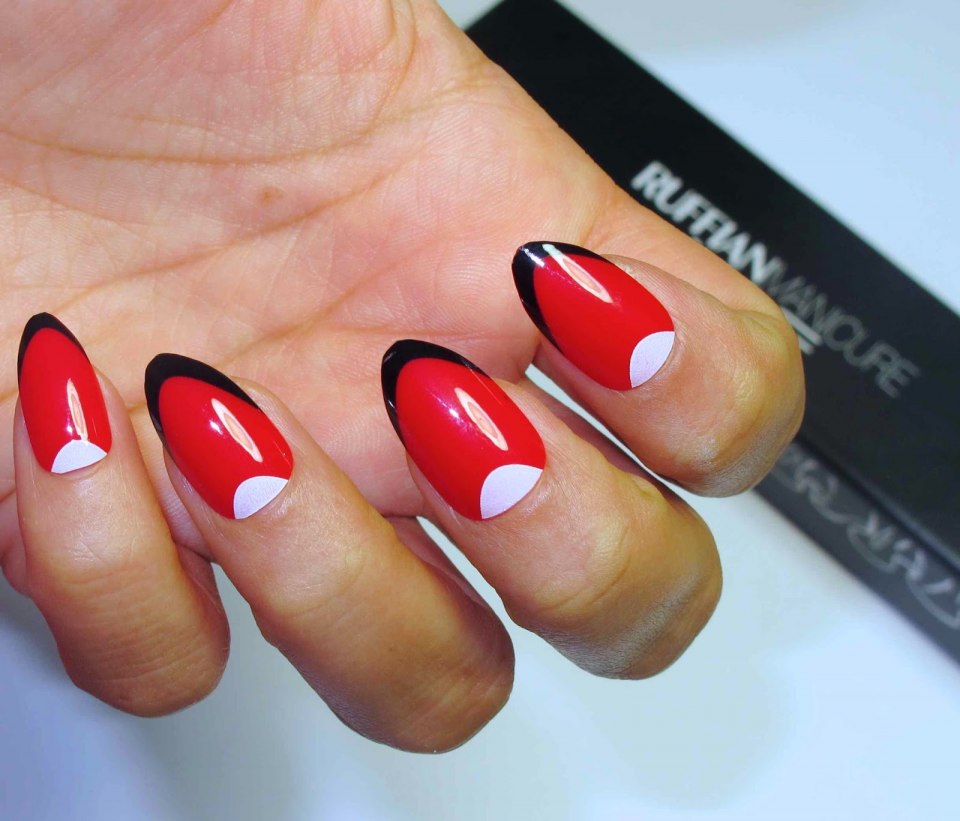 Нежно оранжевый маникюр