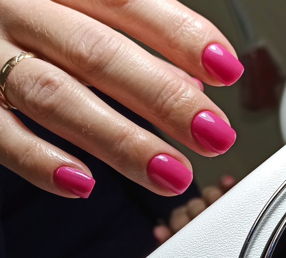 Антифренч маникюр