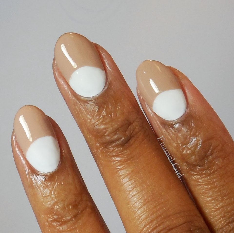 Маникюр на короткие ногти серый с черным