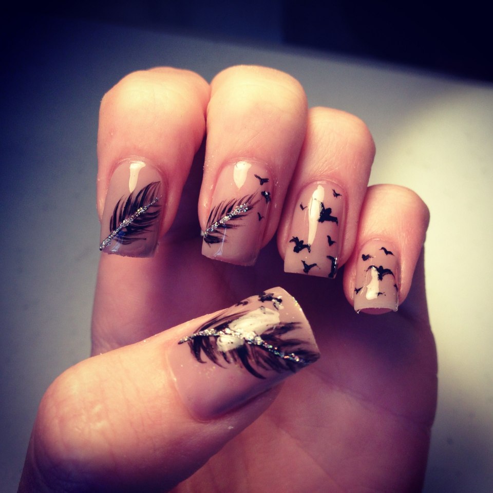 Как растёт ноготь у человека на руке