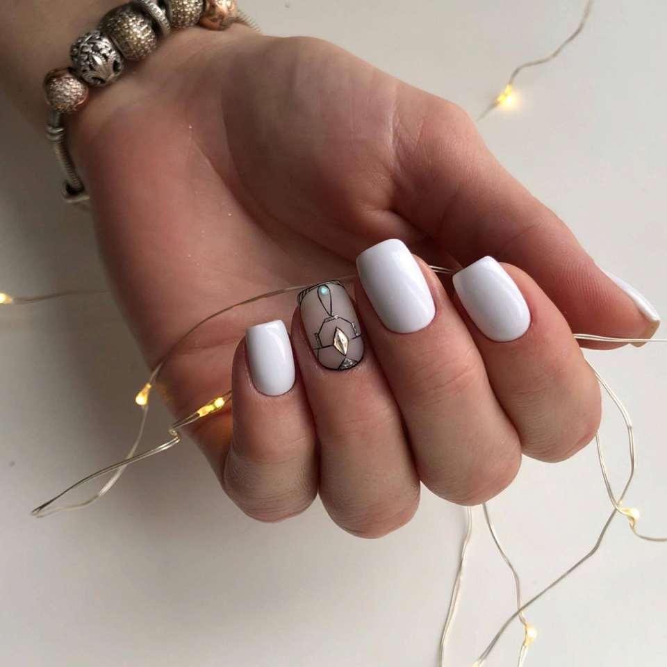 Маникюр в школу