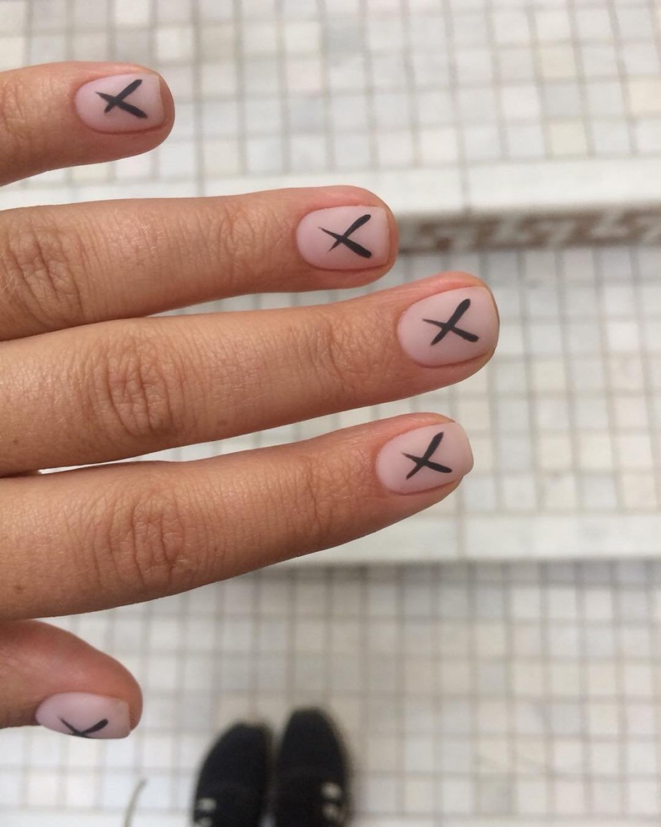 Маникюр на короткие ногти для подростков