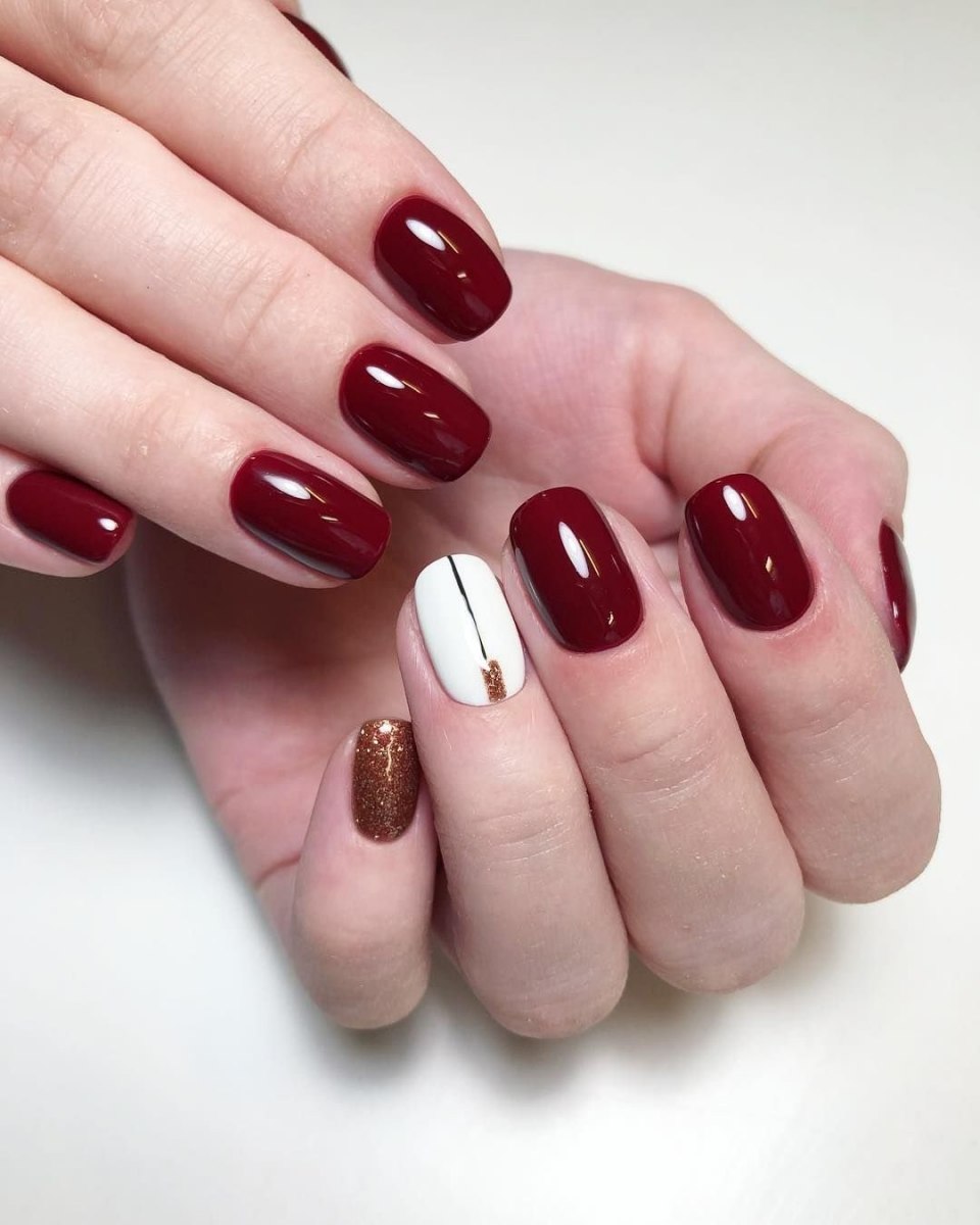 Маникюр Черешневый с дизайном