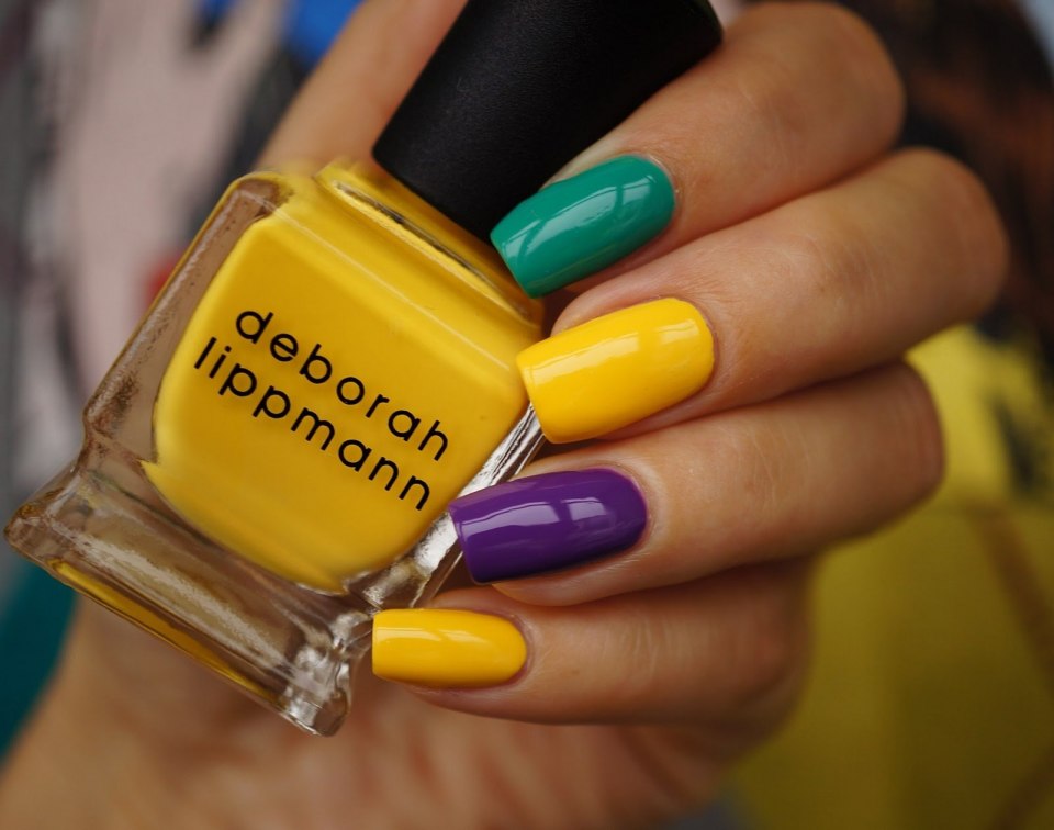 Жёлтые ногти маникюр