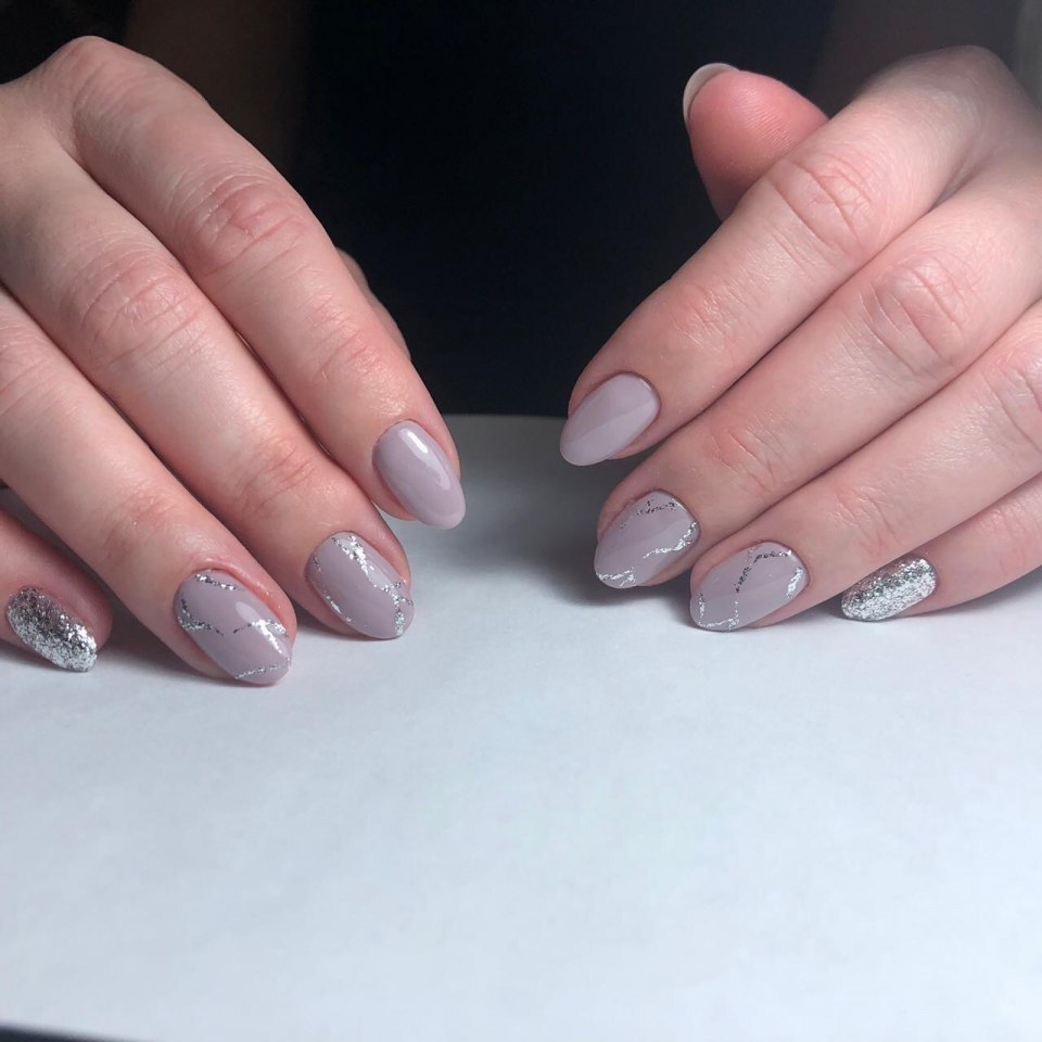 Последние окошки в этом году на маникюр