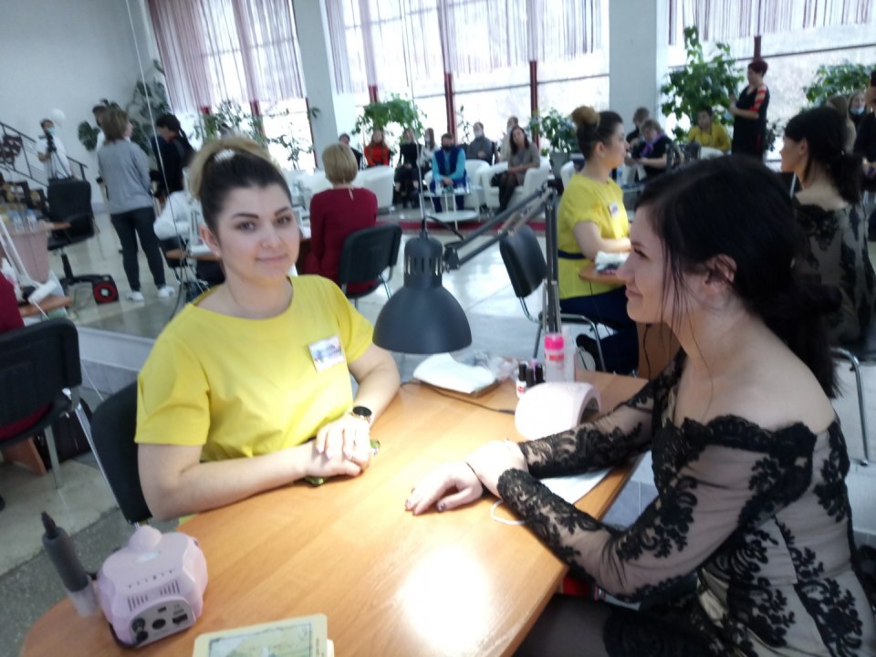 Постер ногти
