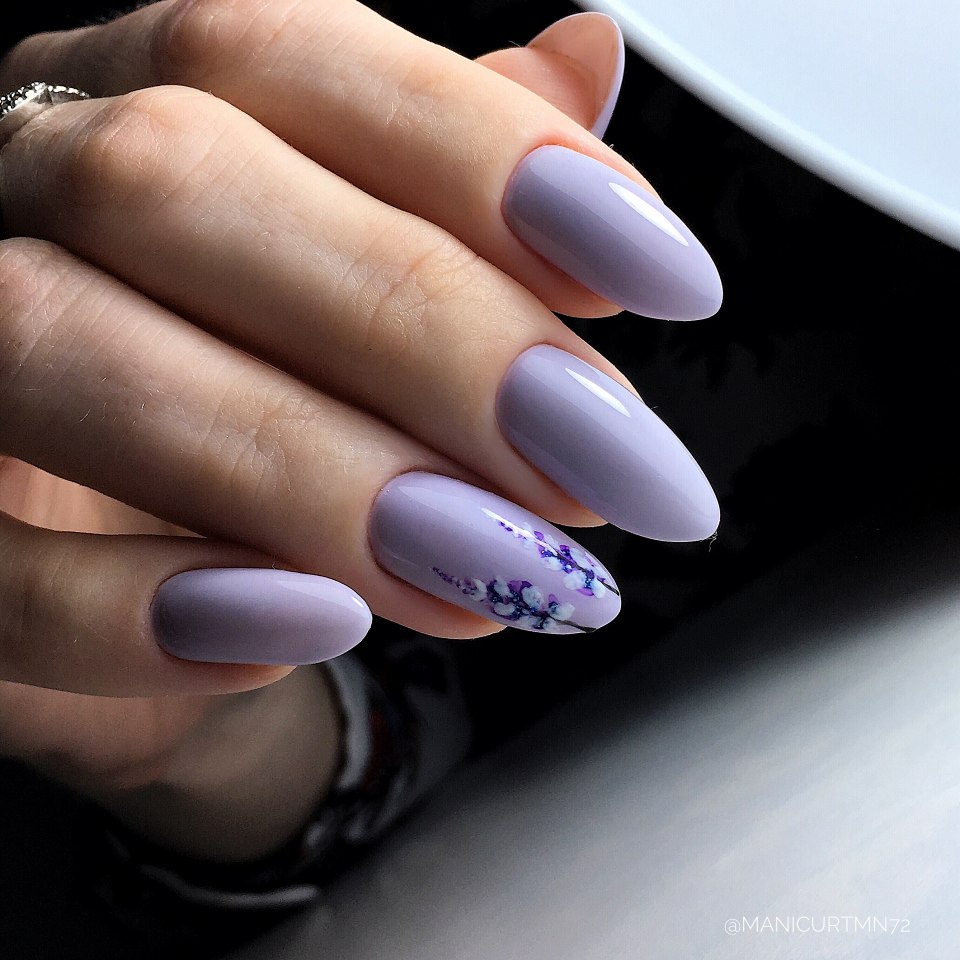 Лавандовый френч миндаль