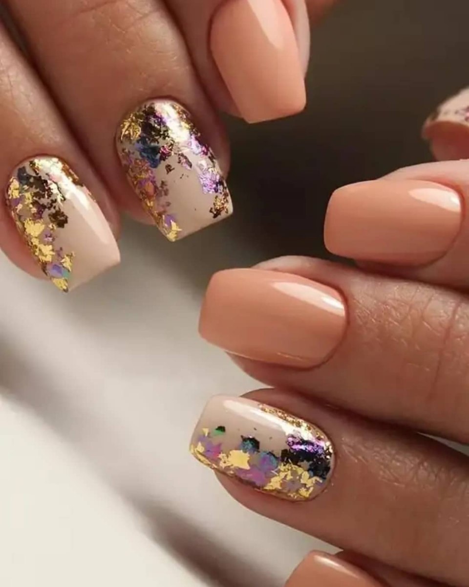 Идеи маникюра с фольгой