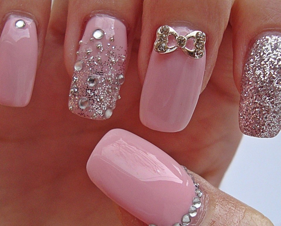 Ногти Риты оры