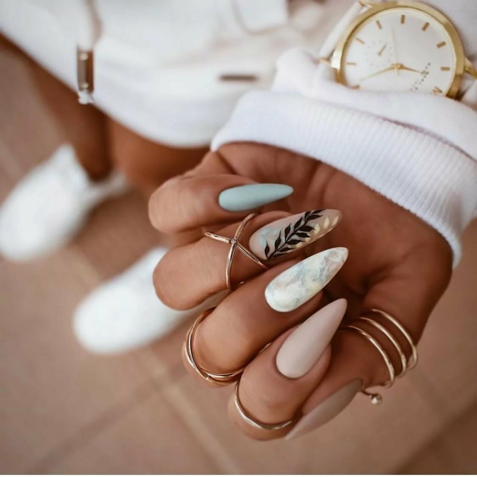 Маникюр на длинныетногти