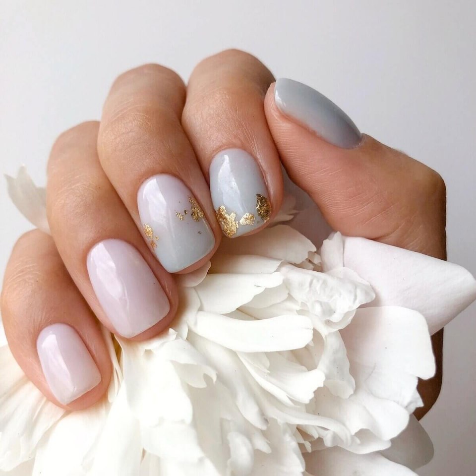 Молочные ногти маникюр