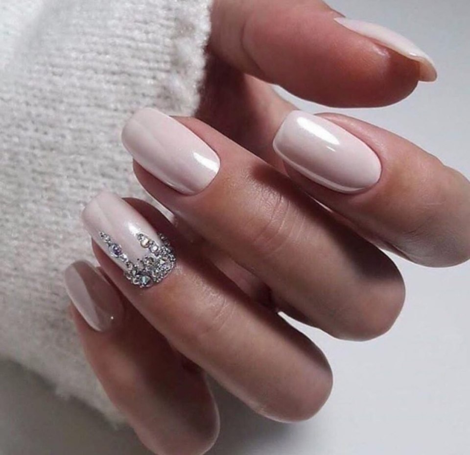 Дизайн ногтей 2018 фото новинки красивый в белых тонах