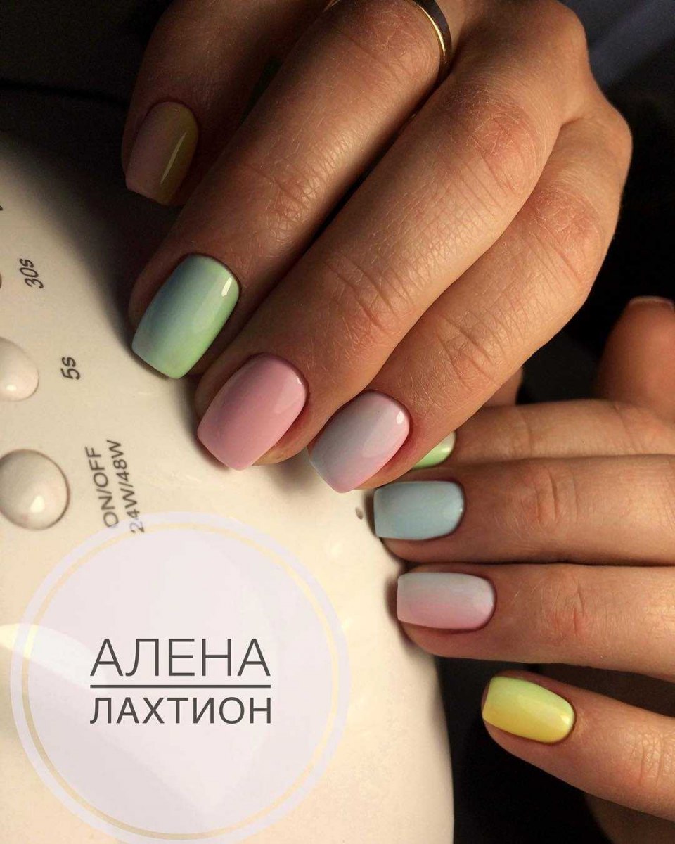 Маникюр омбре с оливковым цветом