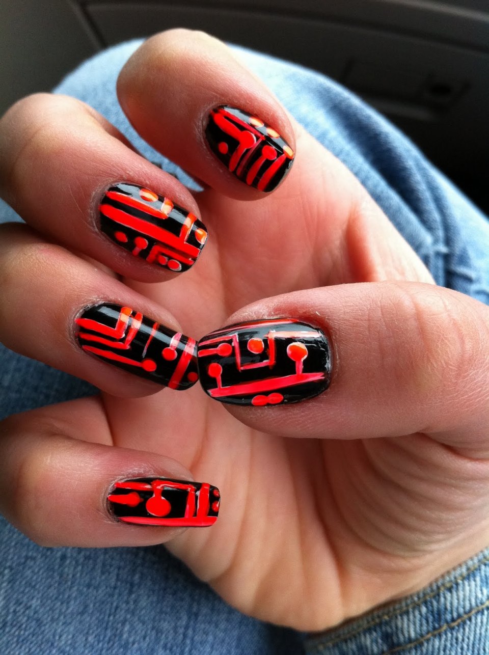 Ногти киберпанк