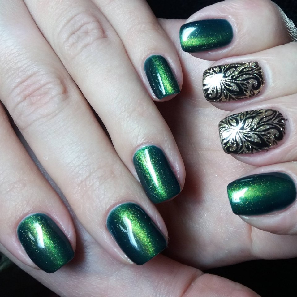 Лак кошачий глаз изумрудный